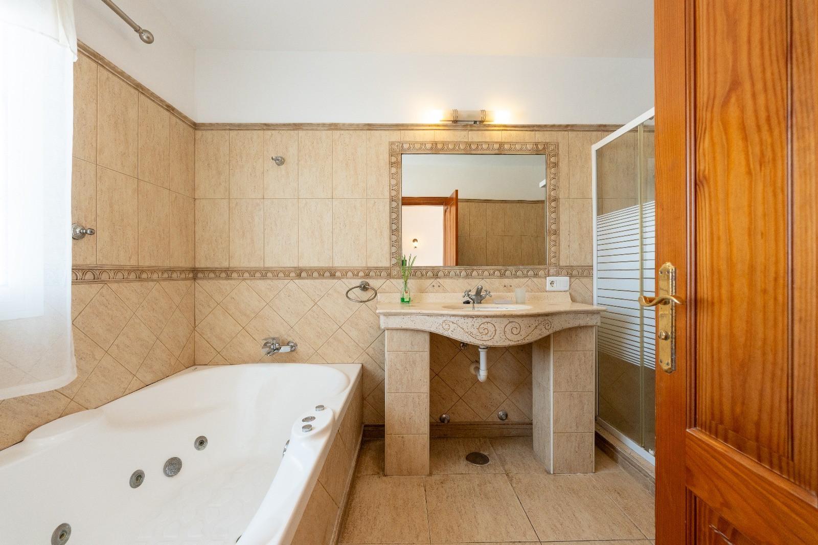 Villa for Sale in San Miguel de Abona