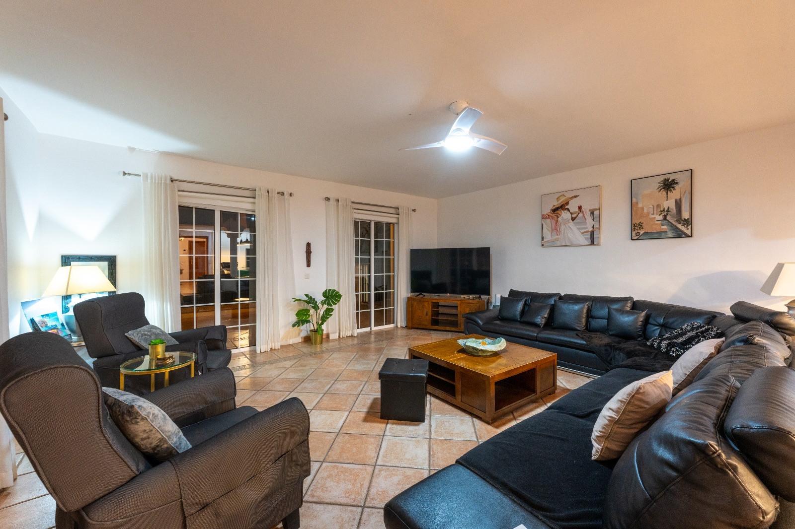 Villa for Sale in San Miguel de Abona