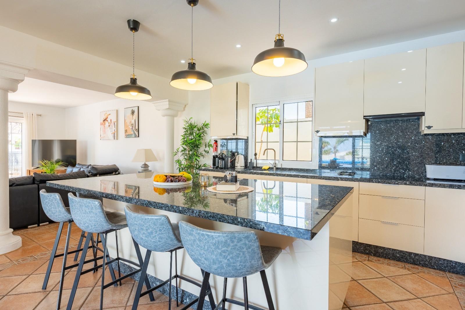 Villa for Sale in San Miguel de Abona