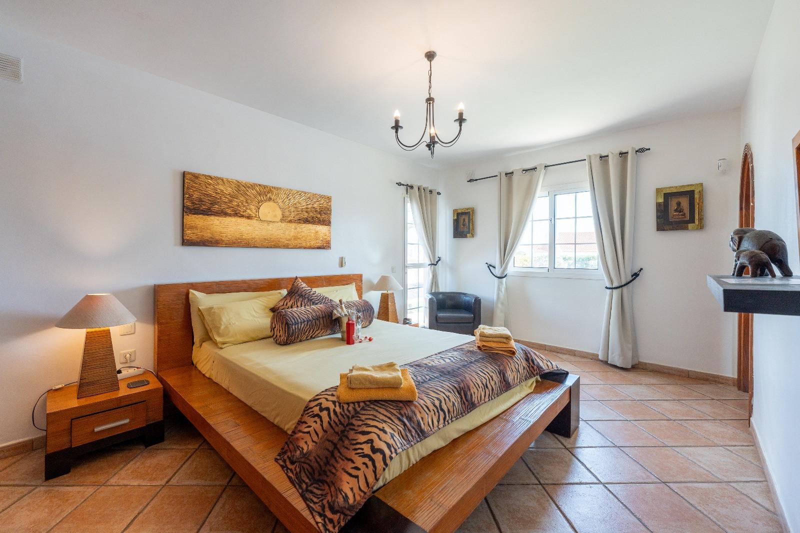 Villa for Sale in San Miguel de Abona