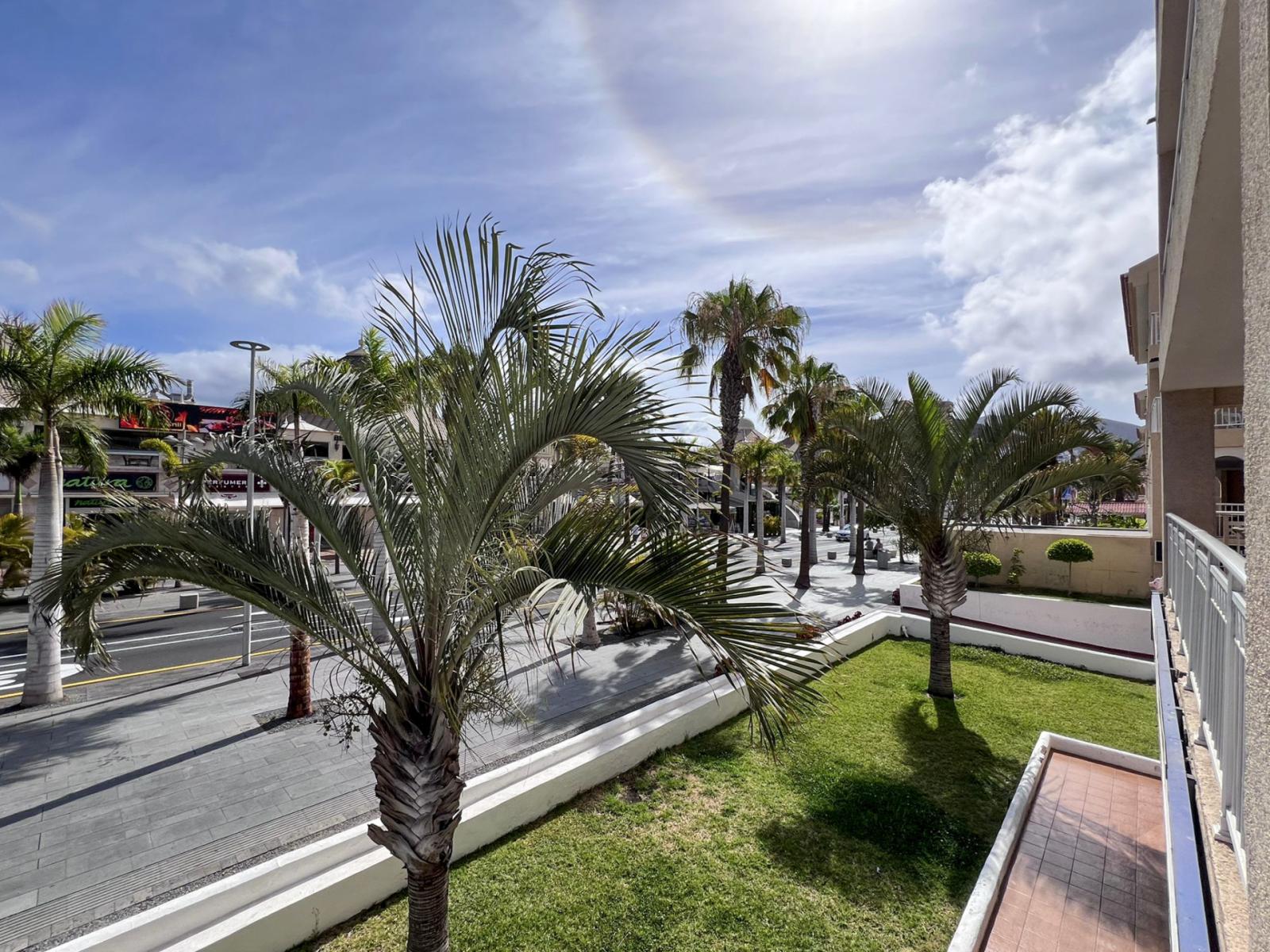 Apartment for Sale in Arona