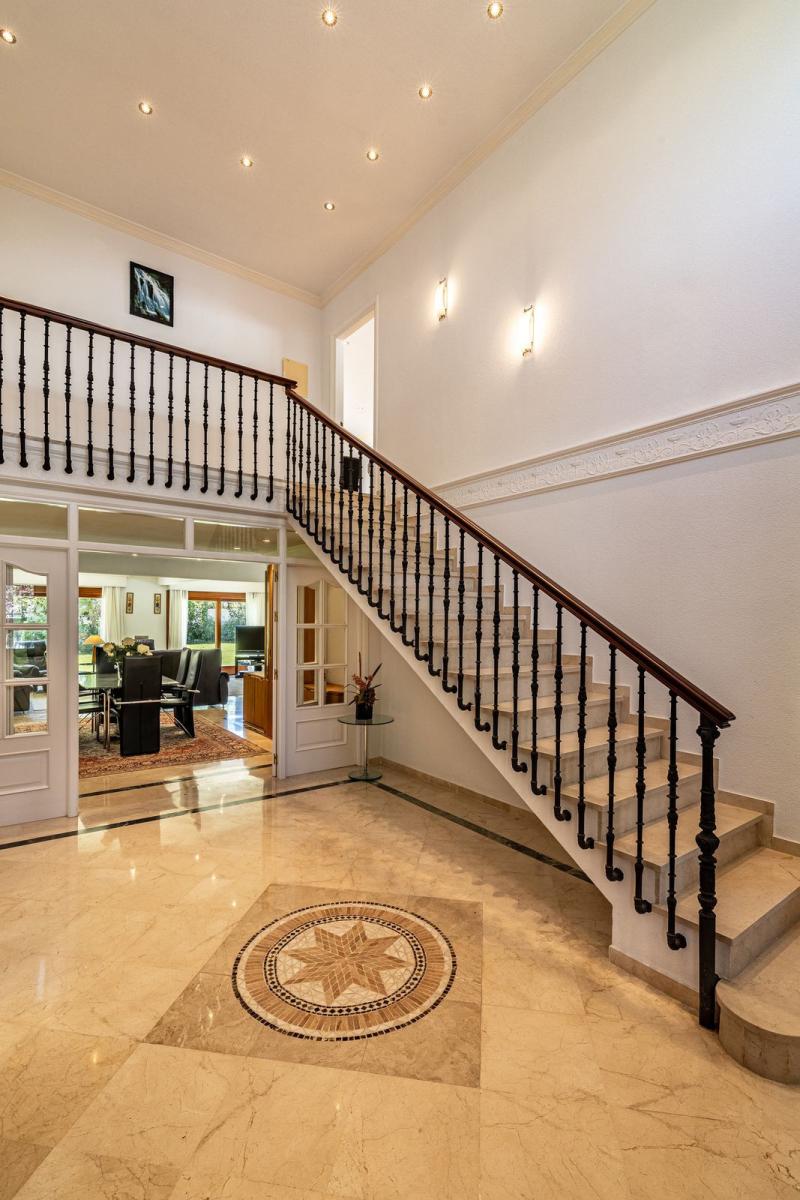 Villa for Sale in Estepona