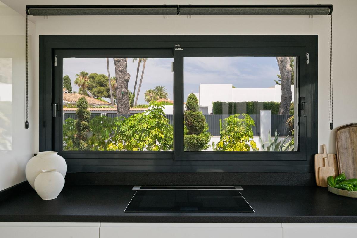 Villa for Sale in Estepona