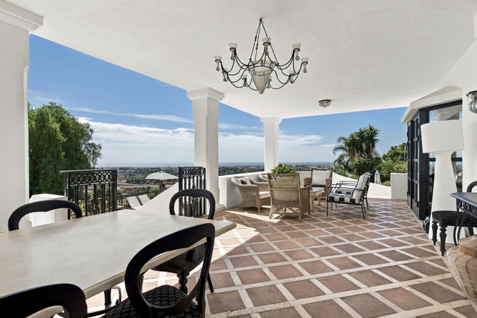 Villa for Sale in Benahavís