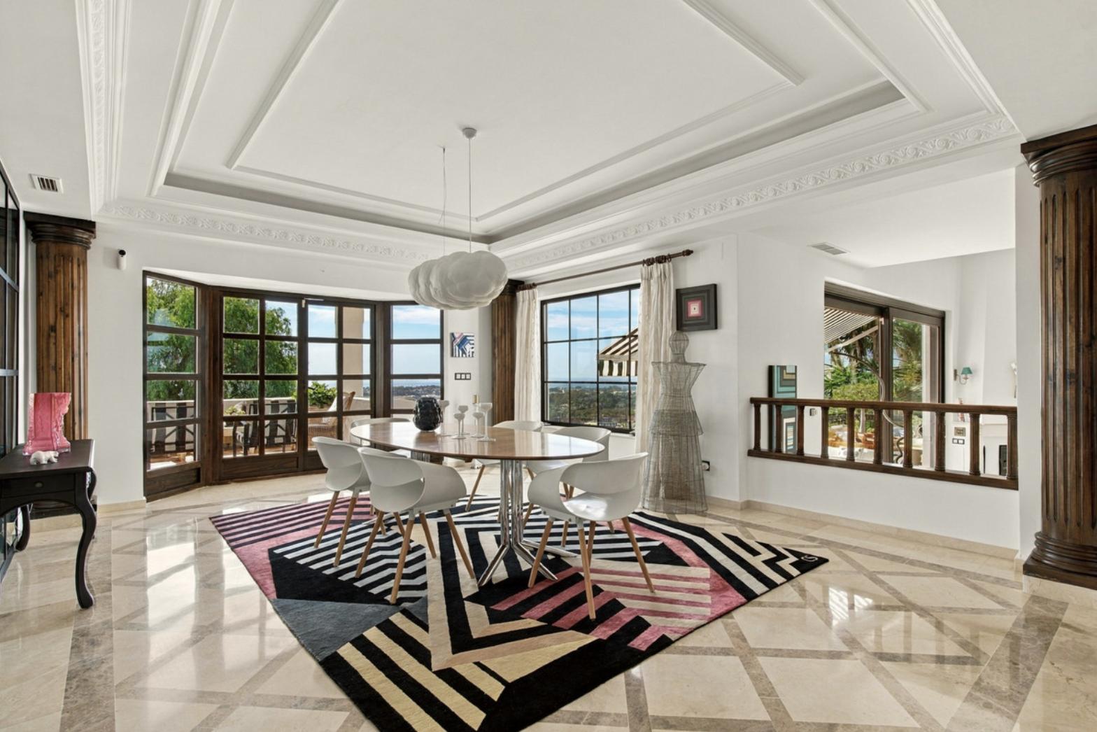 Villa for Sale in Benahavís