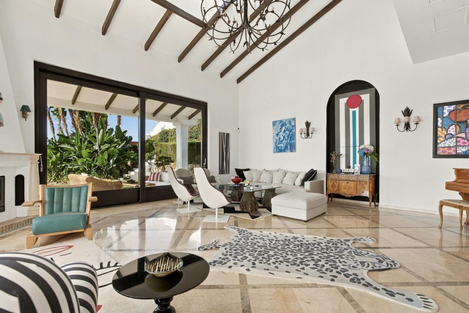 Villa for Sale in Benahavís