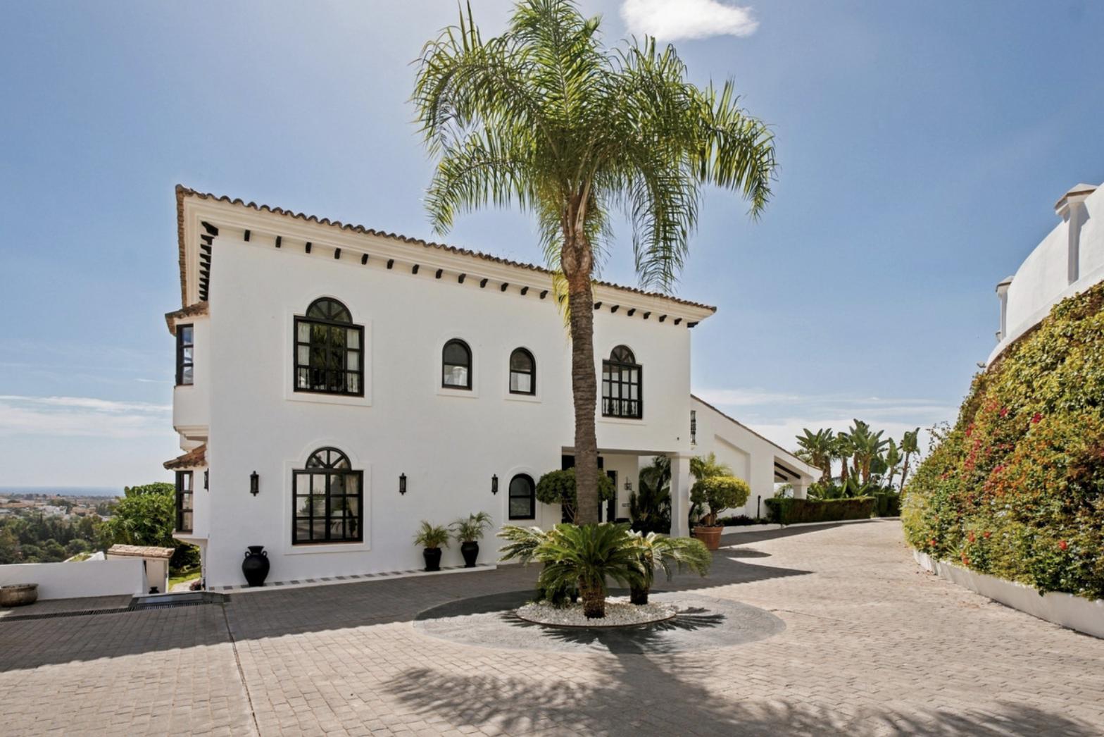 Villa for Sale in Benahavís
