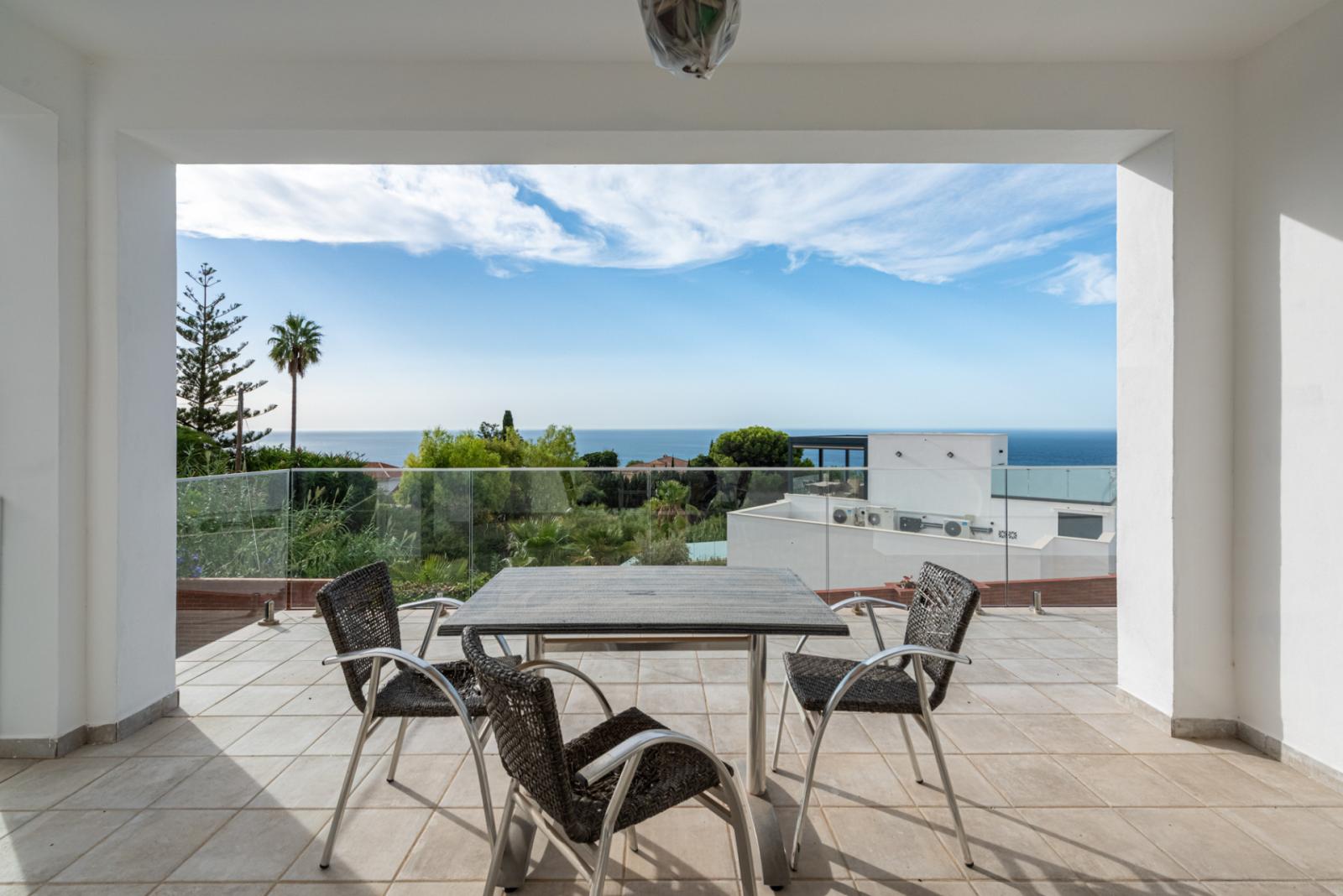 Villa for Sale in Benalmádena