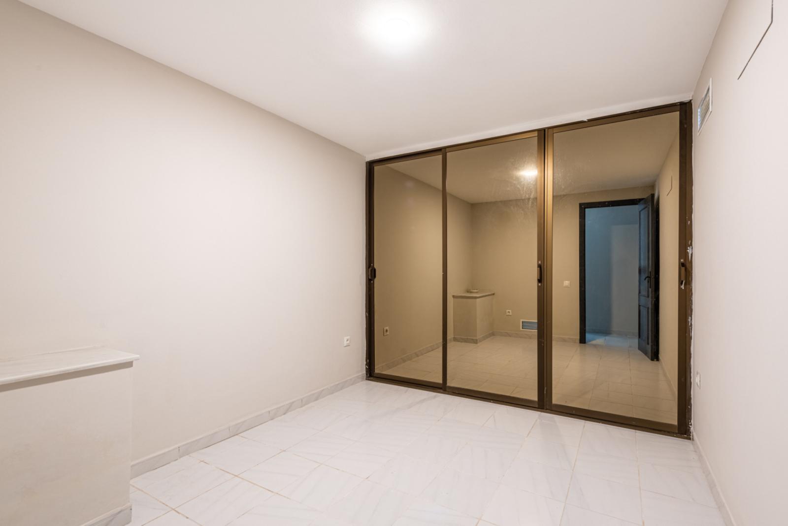Villa for Sale in Benalmádena