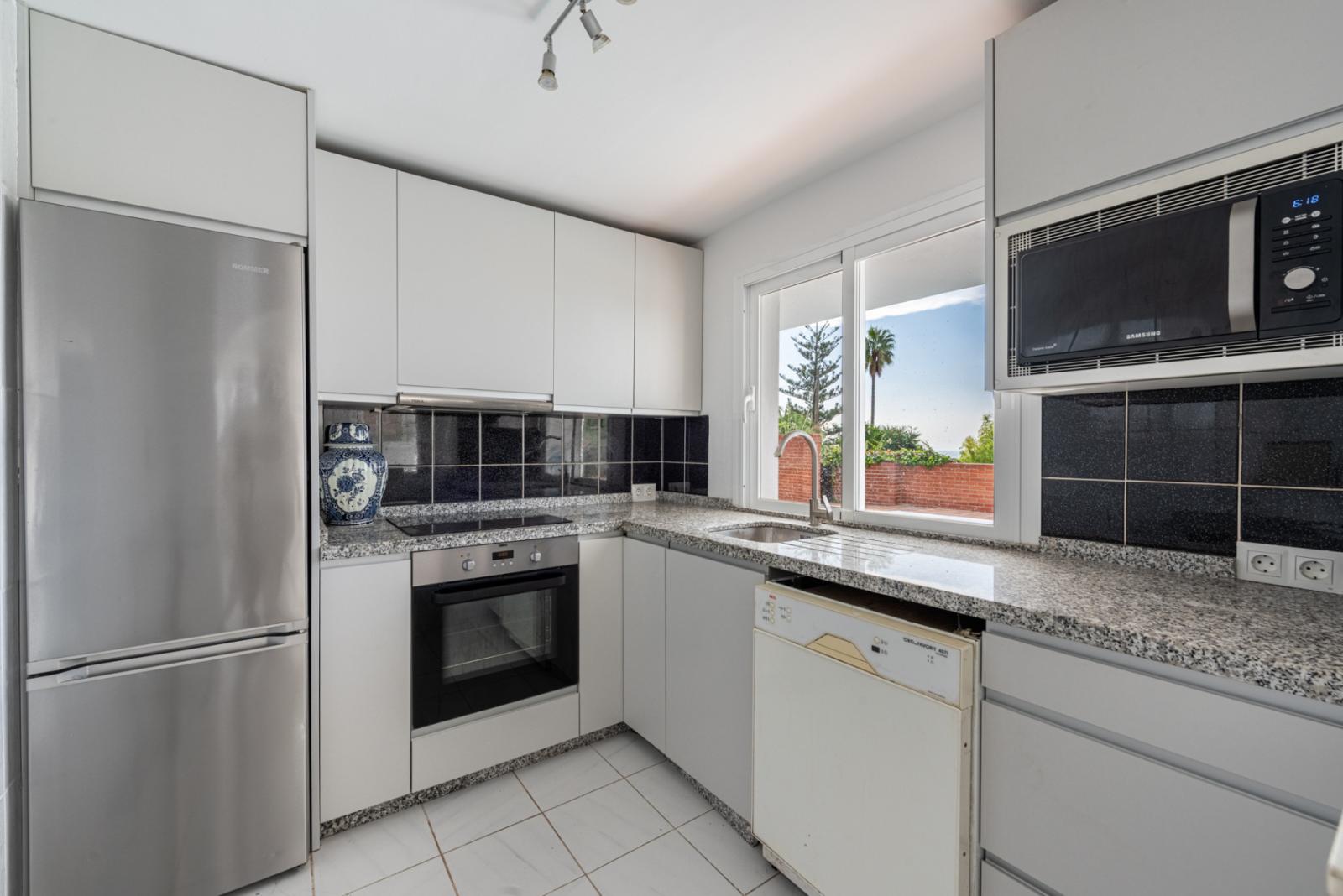 Villa for Sale in Benalmádena