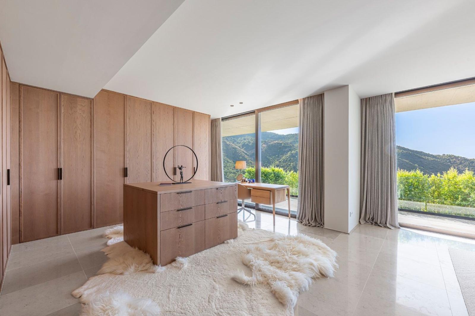Villa for Sale in Benahavís