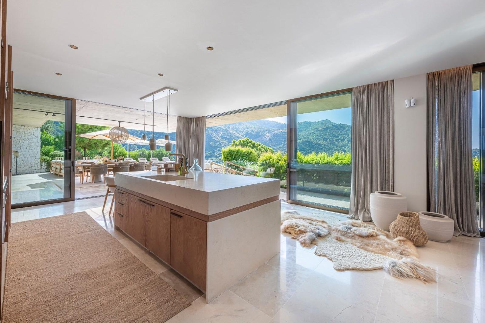 Villa for Sale in Benahavís