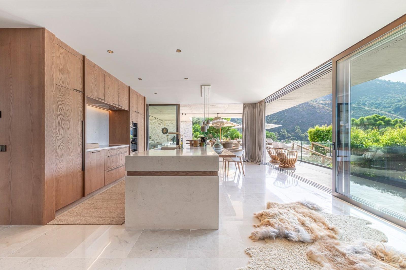 Villa for Sale in Benahavís