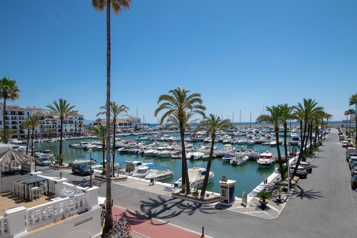 Penthouse for Sale in Manilva