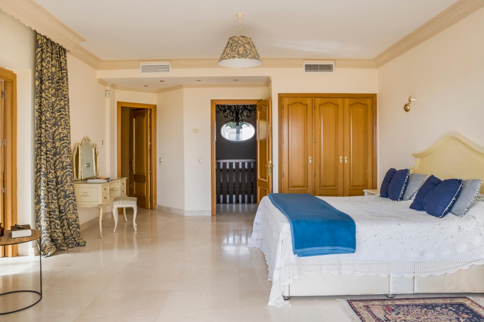 Villa for Sale in Benahavís