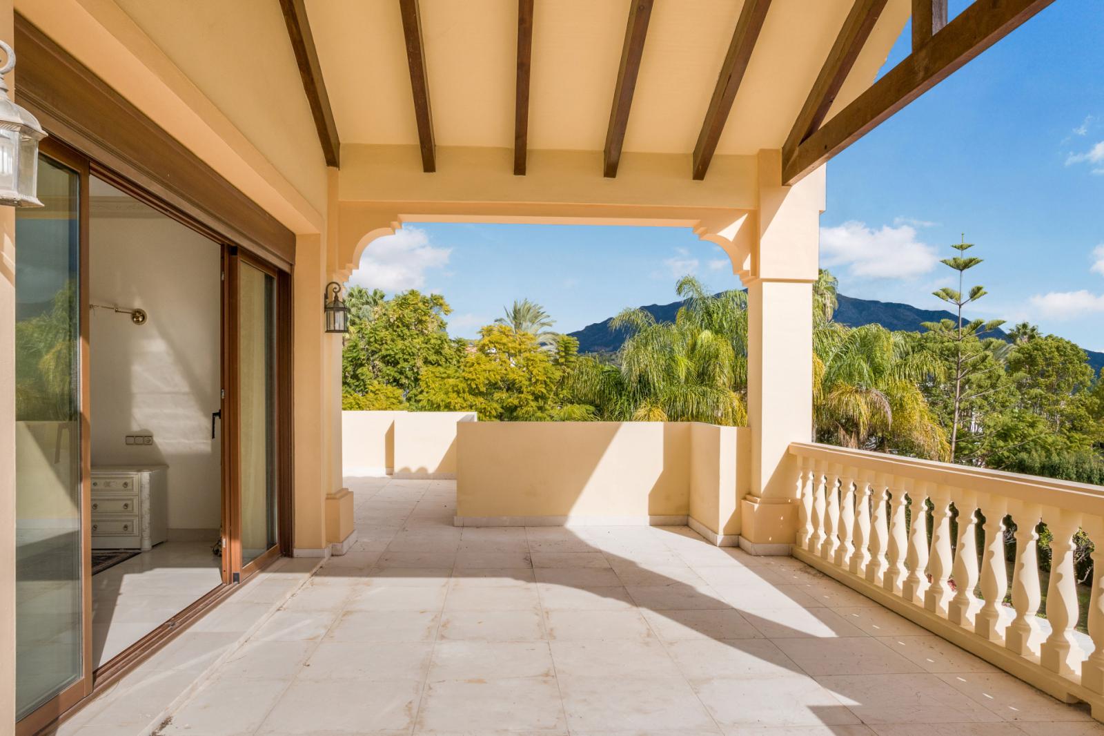 Villa for Sale in Benahavís
