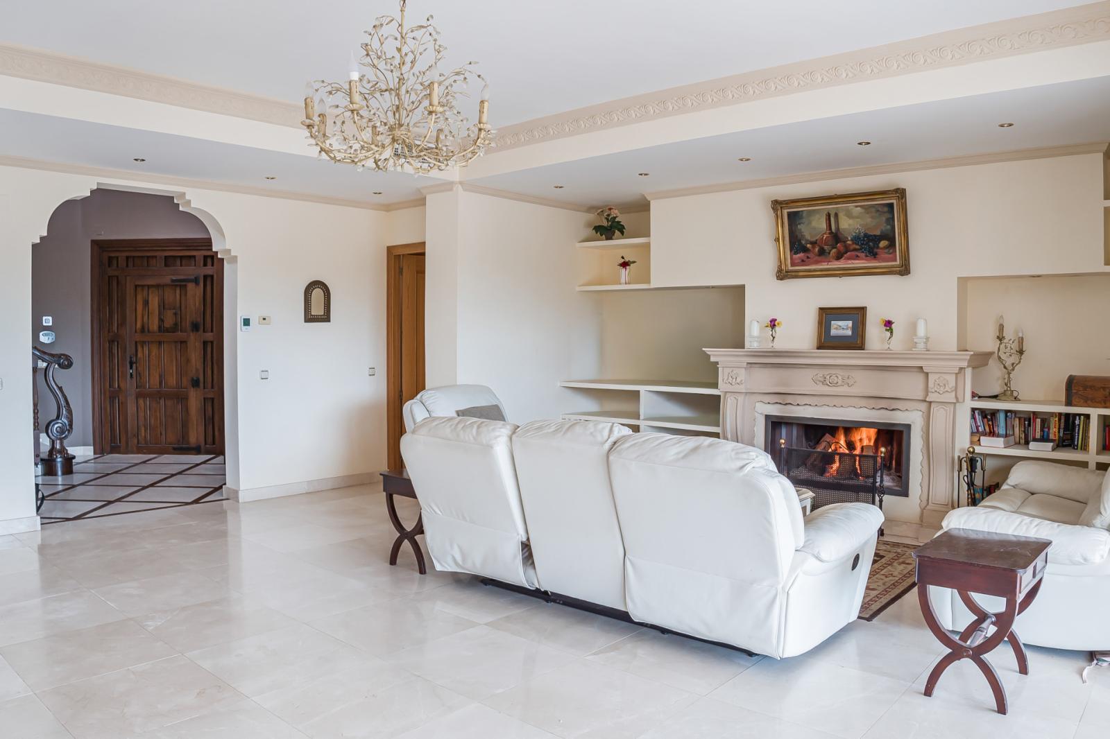 Villa for Sale in Benahavís