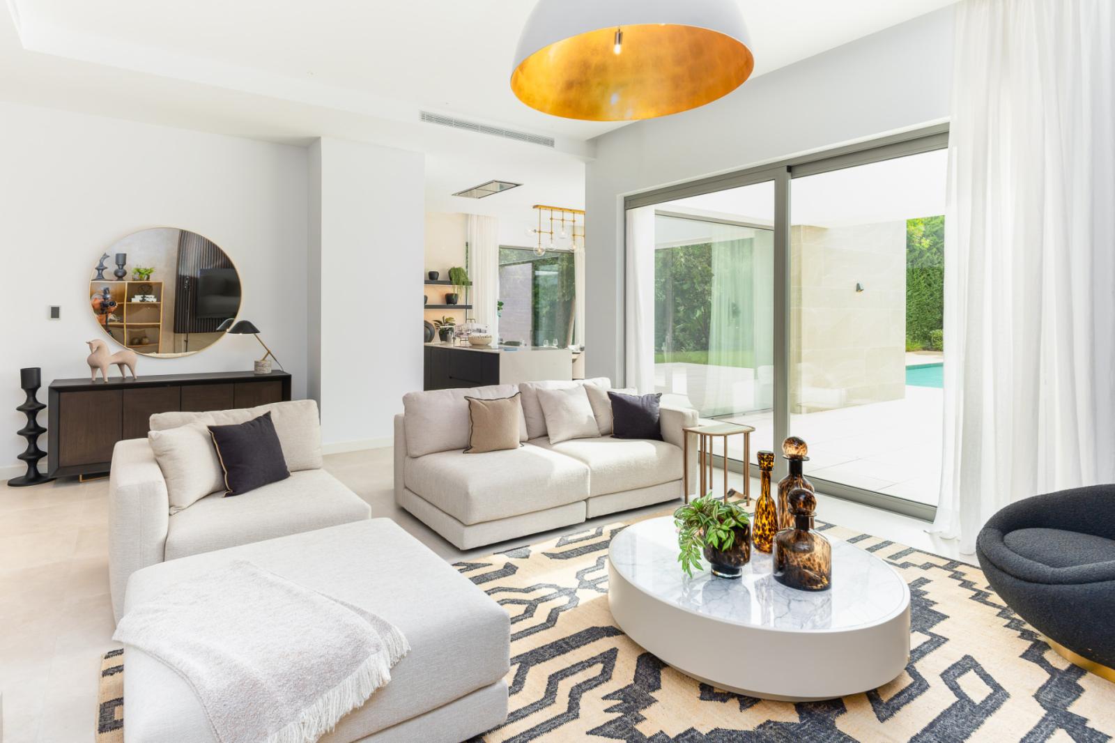 Villa for Sale in Estepona