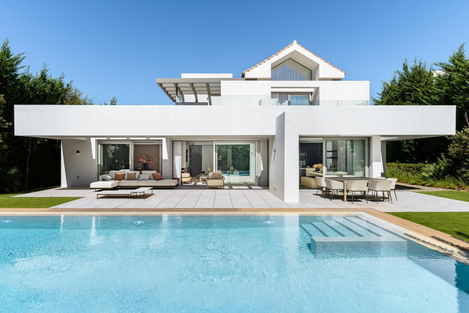 Villa for Sale in Estepona