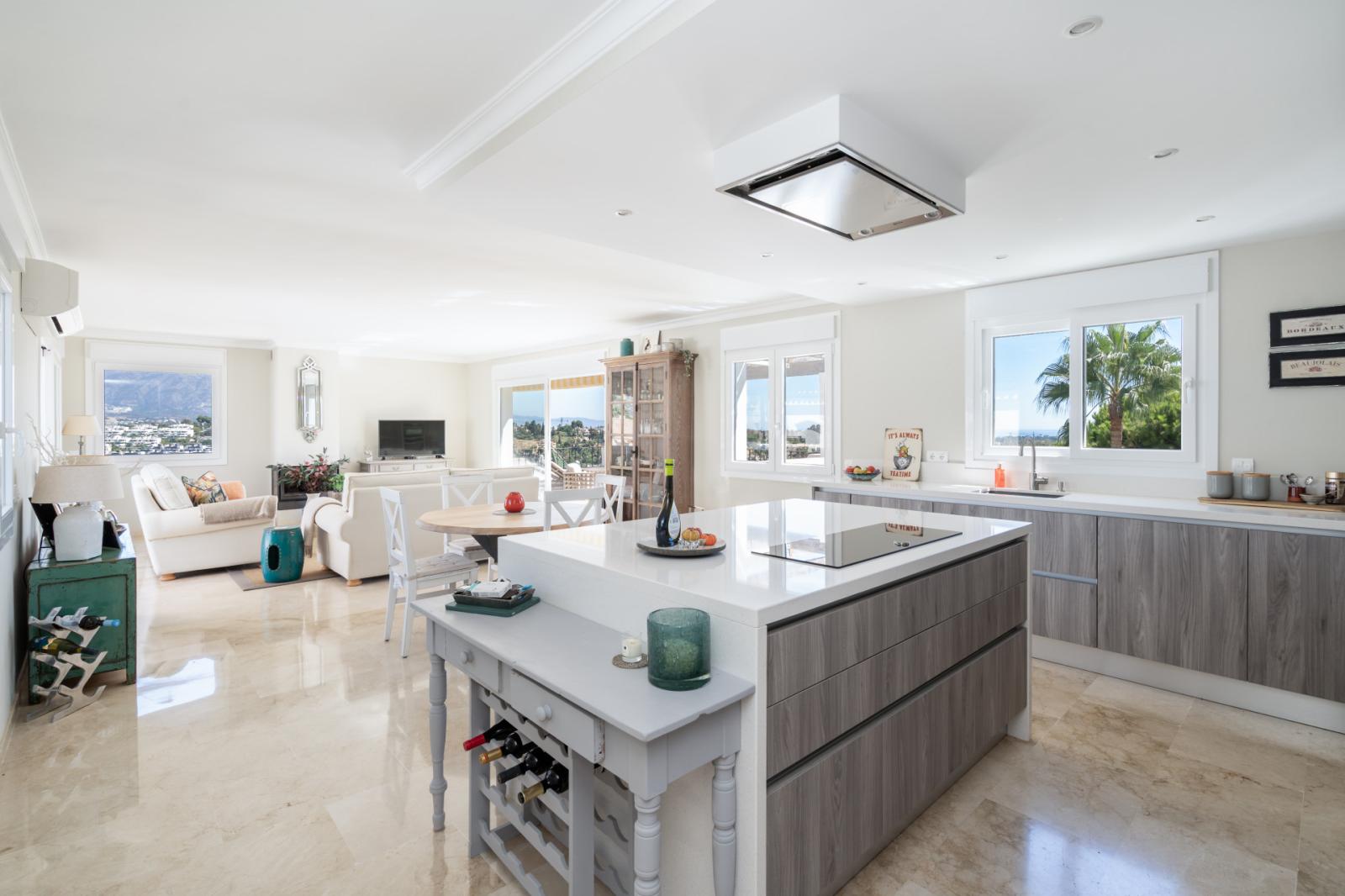 Penthouse for Sale in Estepona