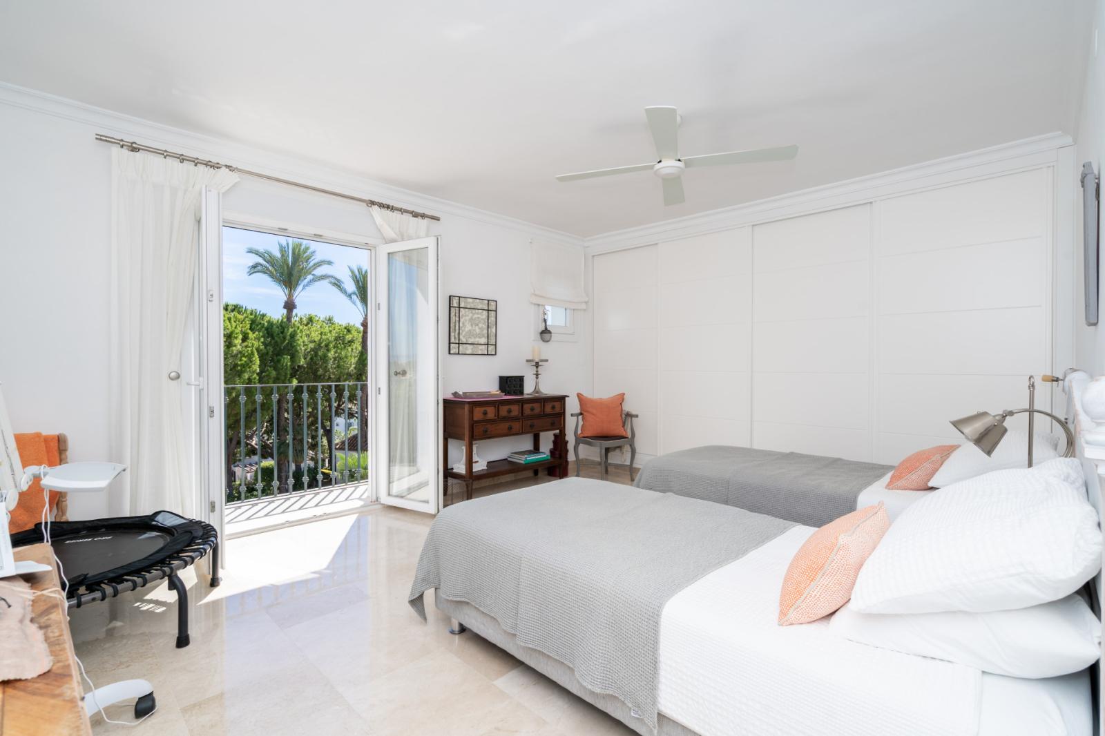 Penthouse for Sale in Estepona