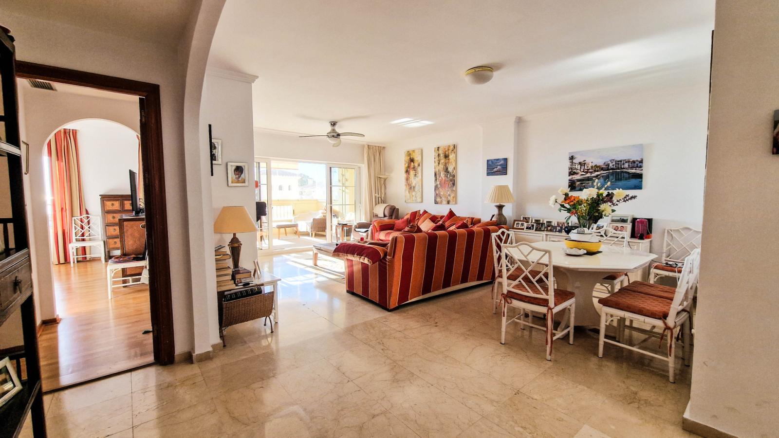 Apartamento en Venta en Manilva