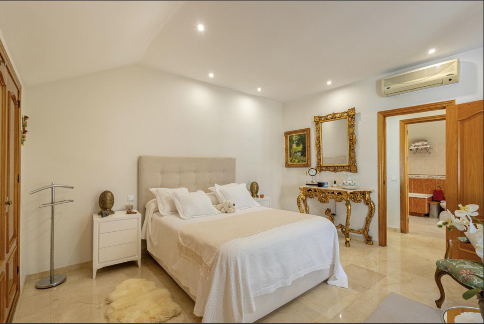 Penthouse for Sale in Marbella