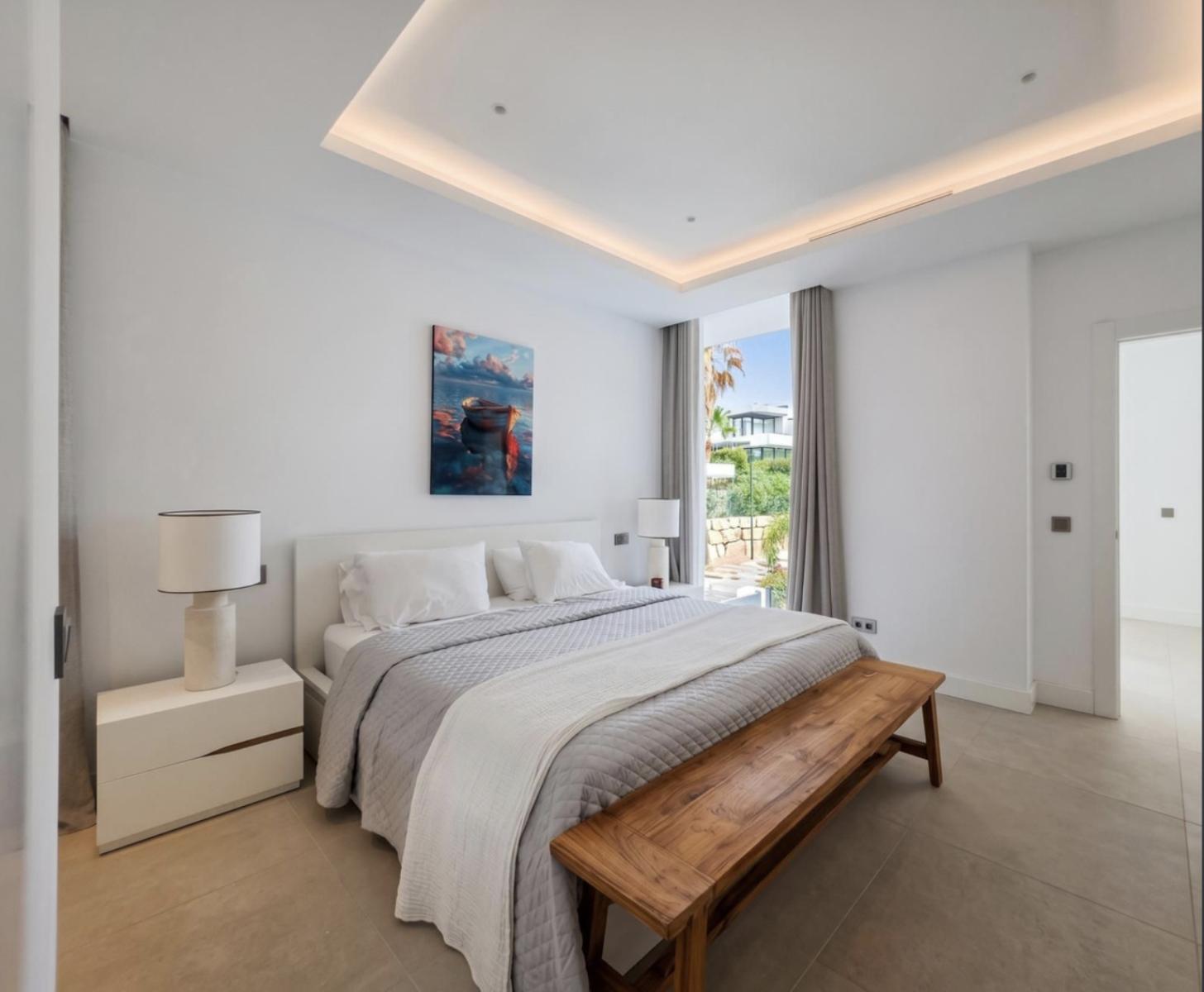 Villa for Sale in Estepona