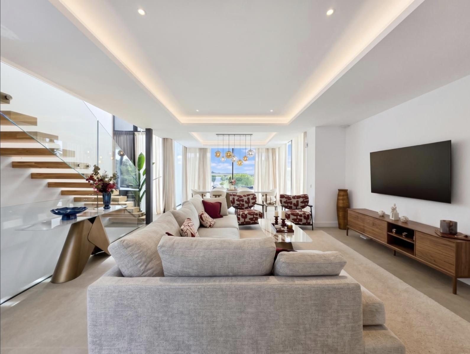 Villa for Sale in Estepona