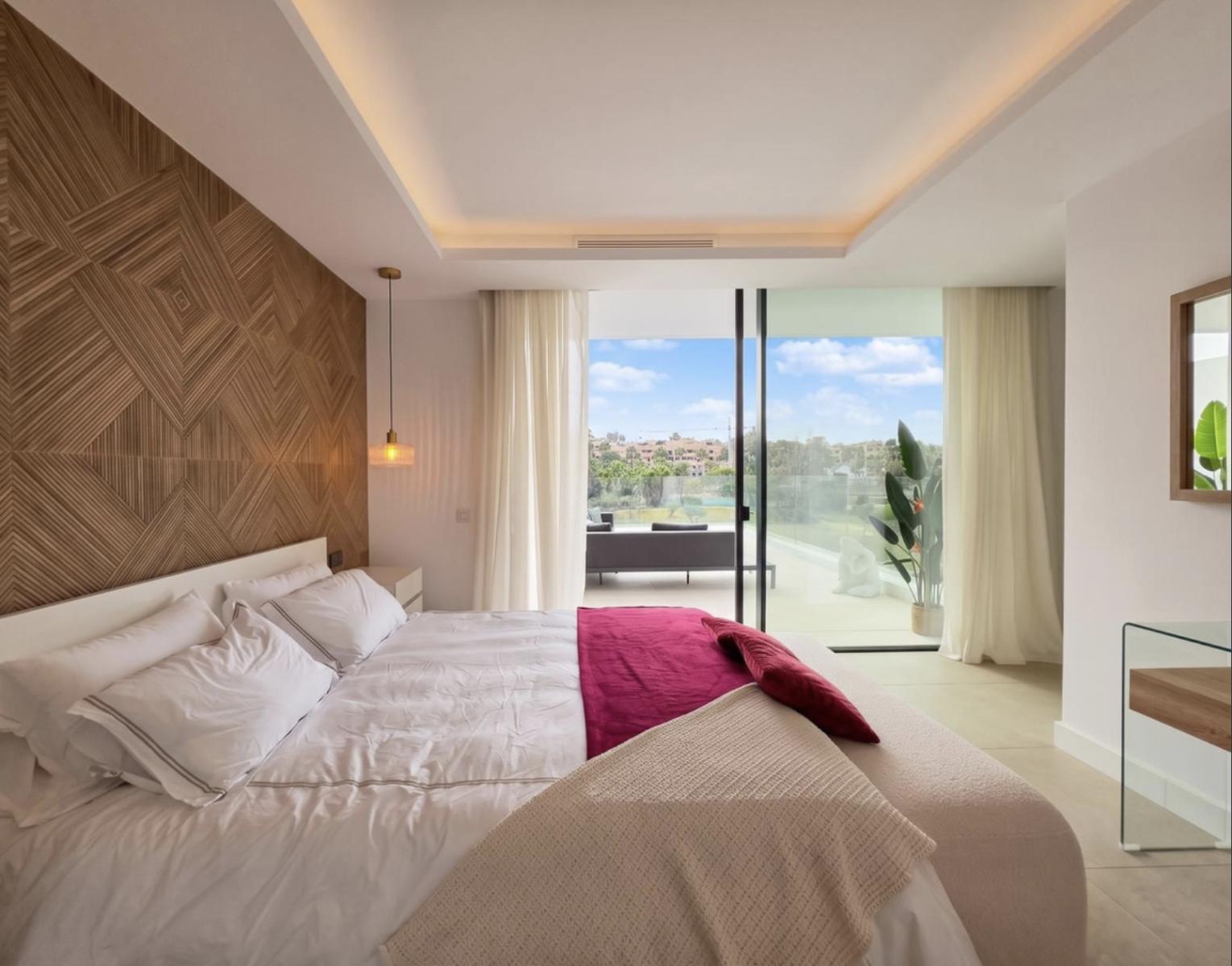 Villa for Sale in Estepona