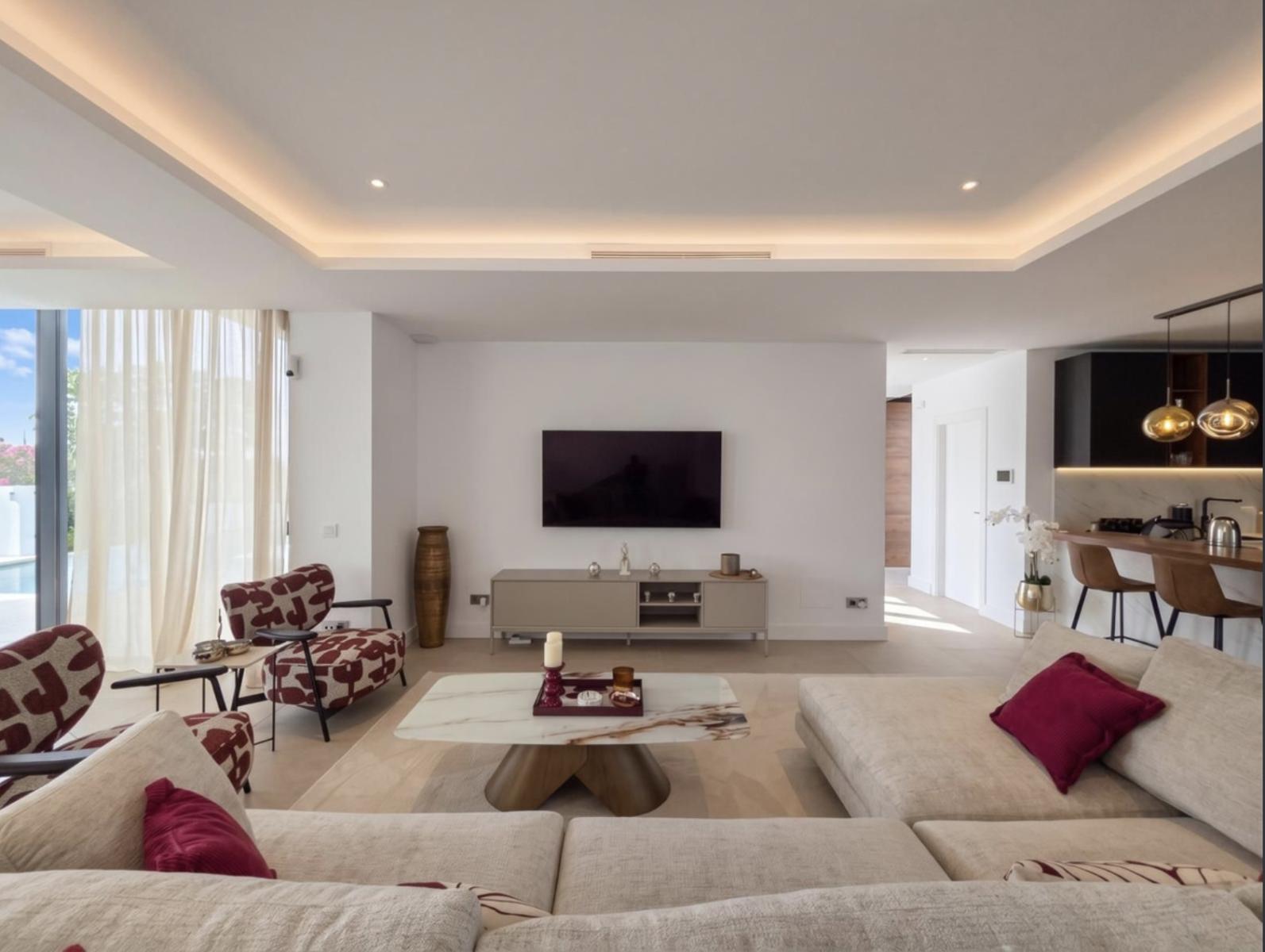 Villa for Sale in Estepona