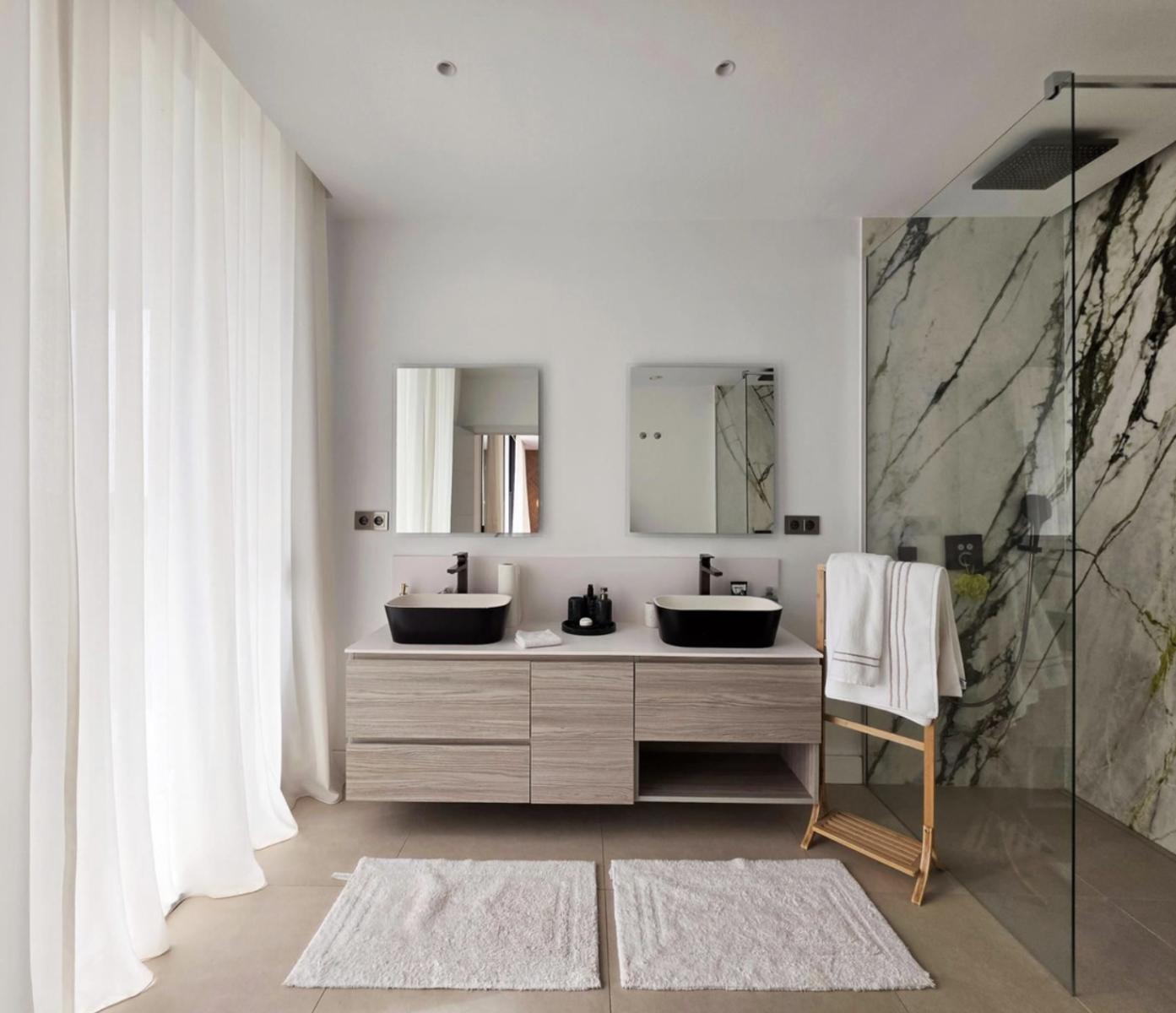 Villa for Sale in Estepona