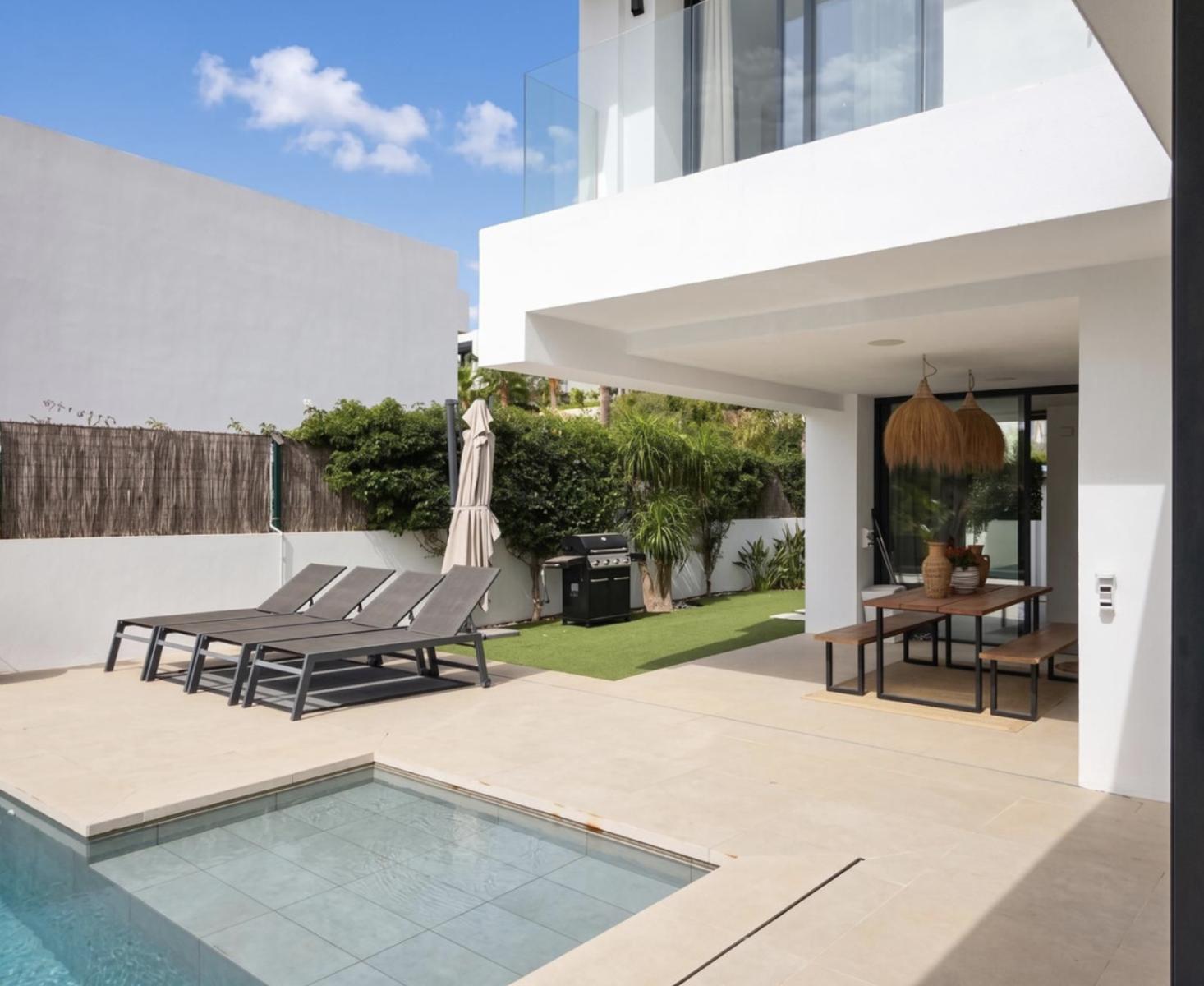 Villa for Sale in Estepona