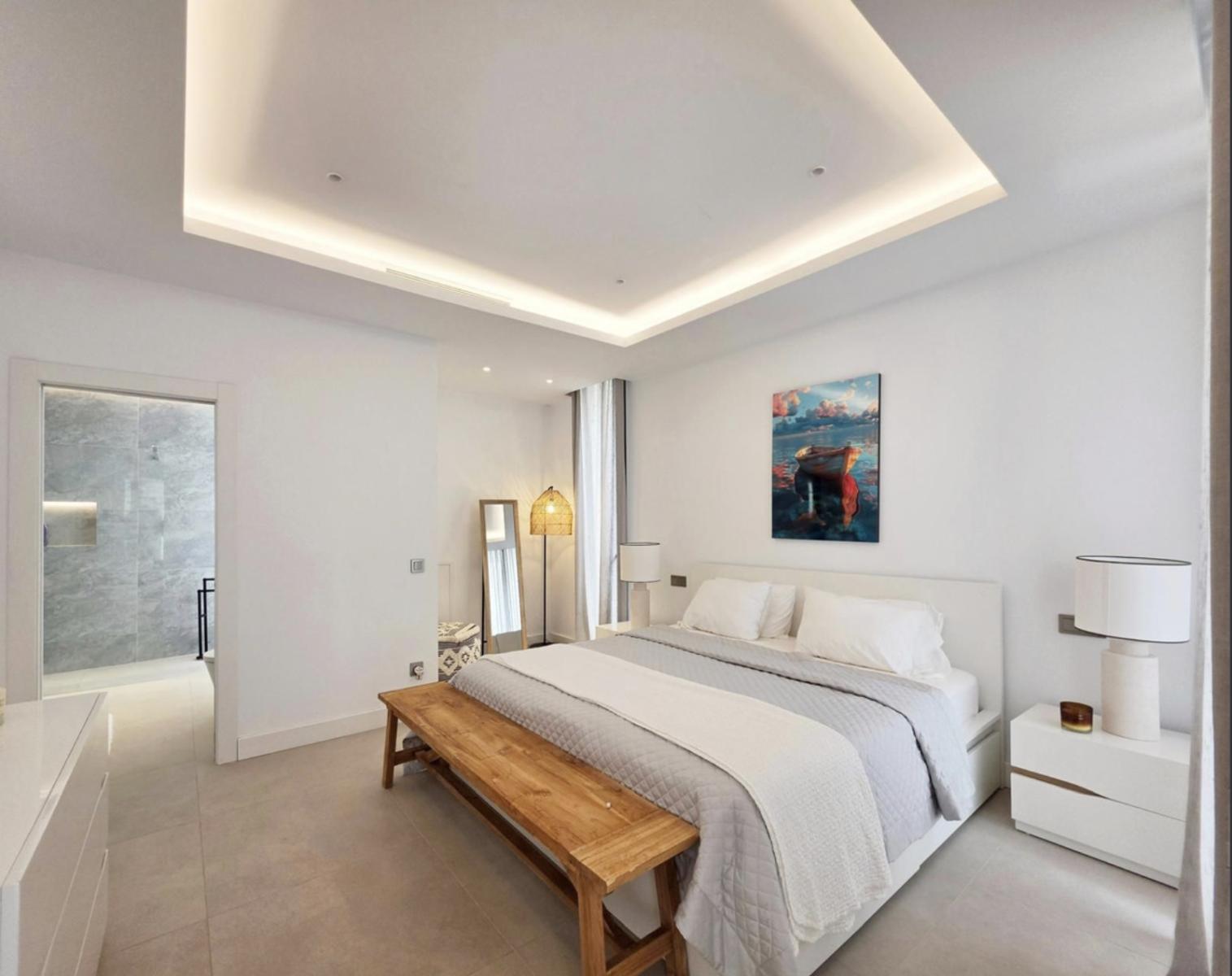 Villa for Sale in Estepona