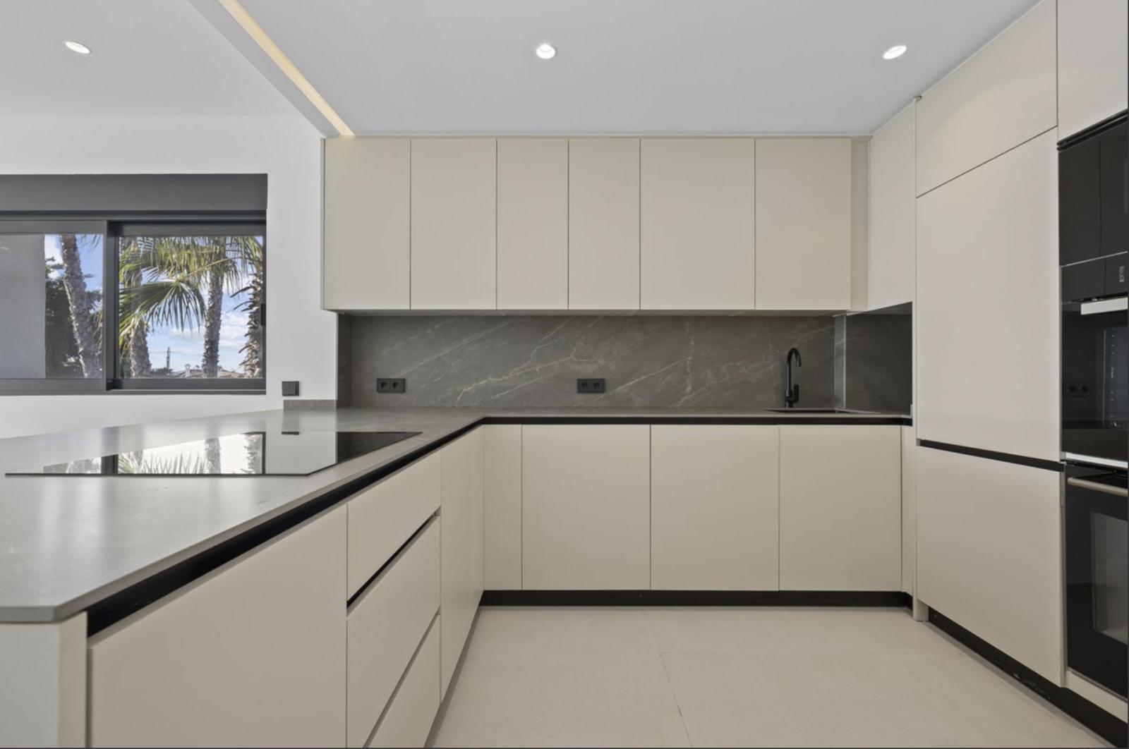 Penthouse for Sale in Estepona