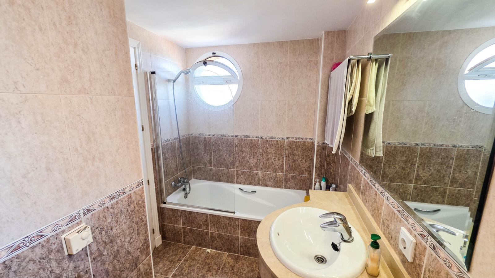 Semi-detached House for Sale in Manilva