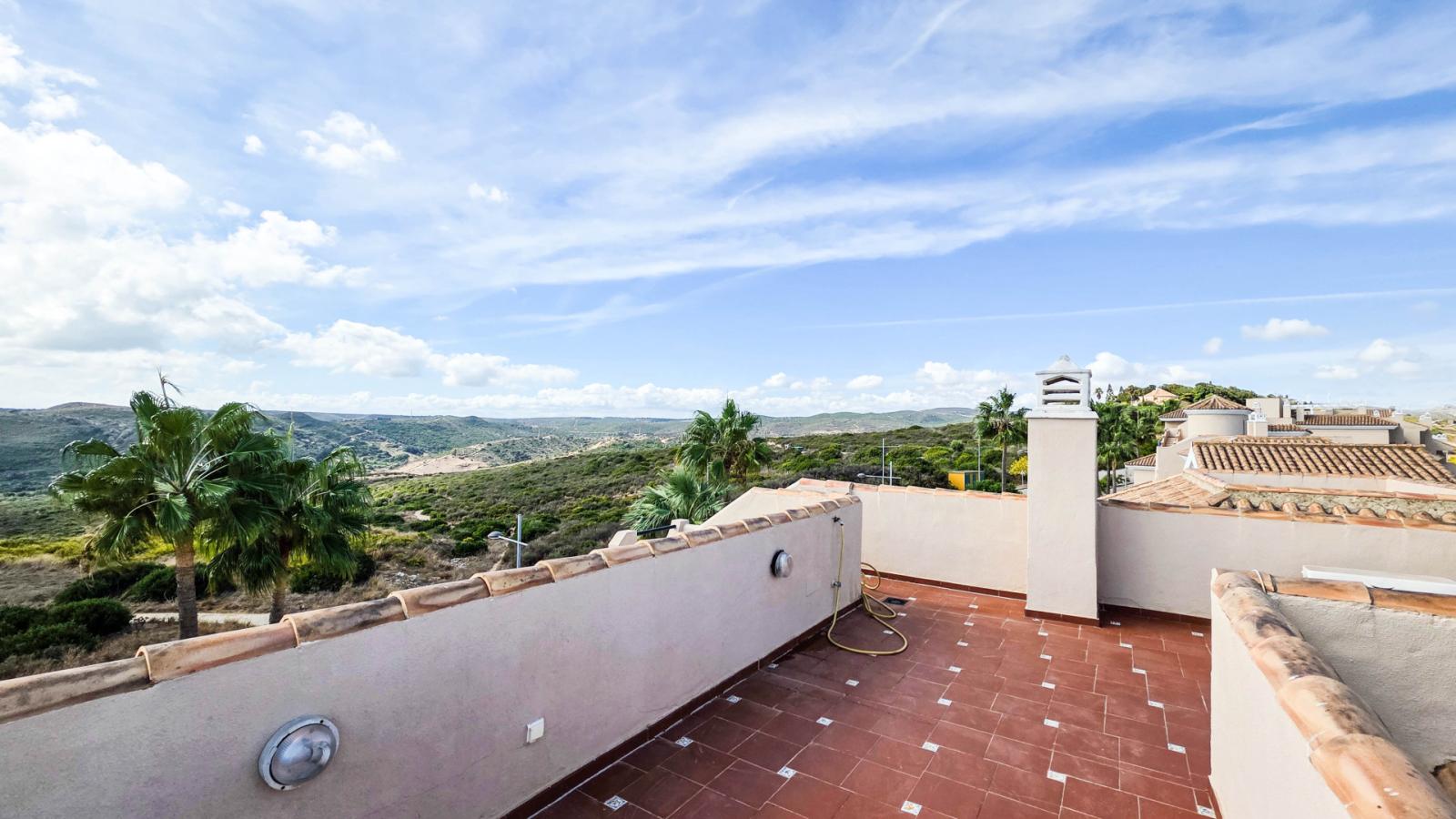 Semi-detached House for Sale in Manilva
