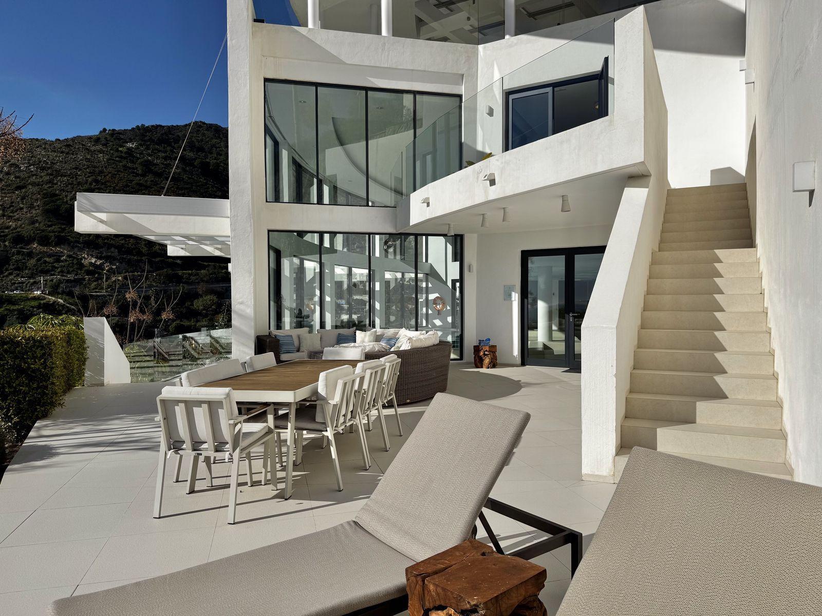 Apartment for Sale in Ojén