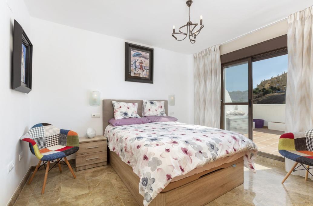 Ático en Venta en Estepona