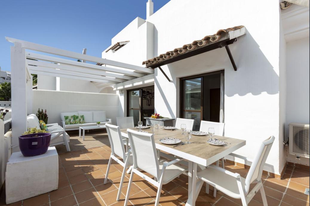 Ático en Venta en Estepona