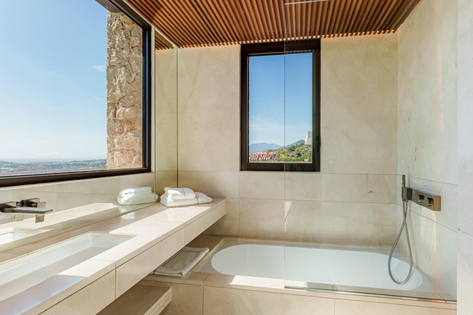 Villa for Sale in Benahavís