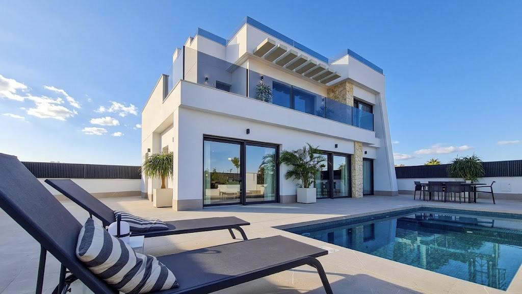 Villa for Sale in Torre-Pacheco