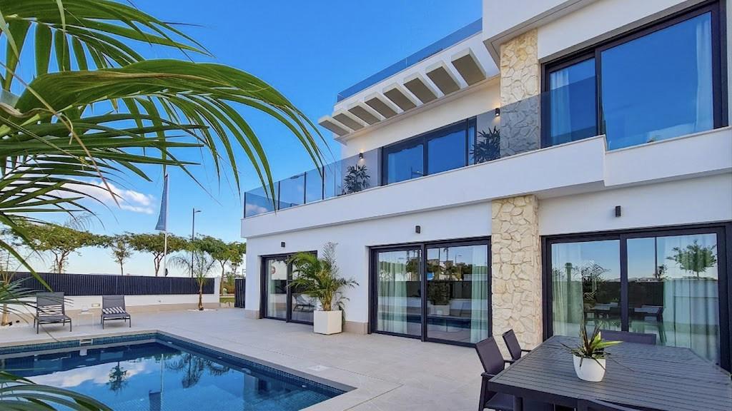 Villa for Sale in Torre-Pacheco
