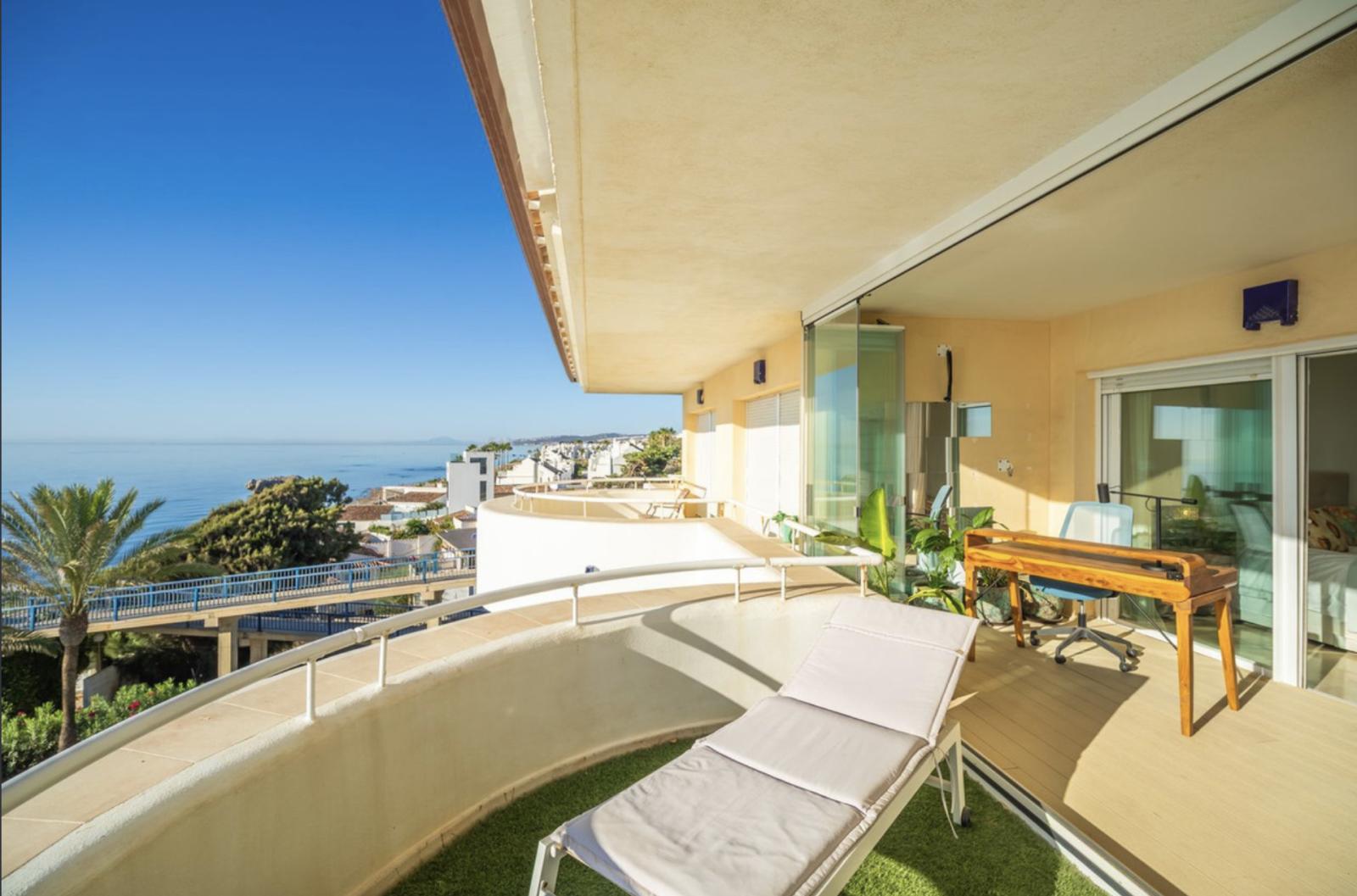 Ático en Venta en Estepona