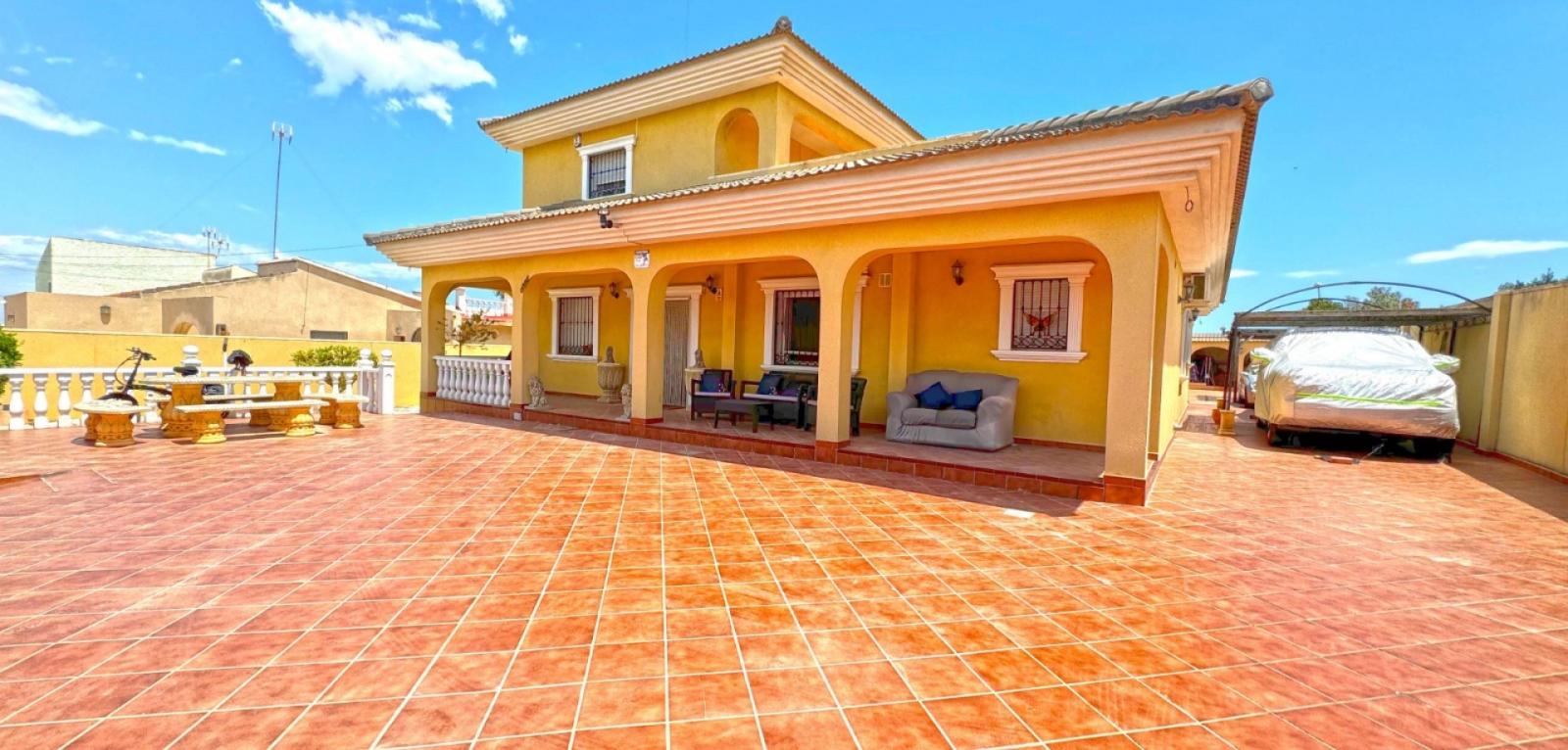 Villa en Venta en Torrevieja