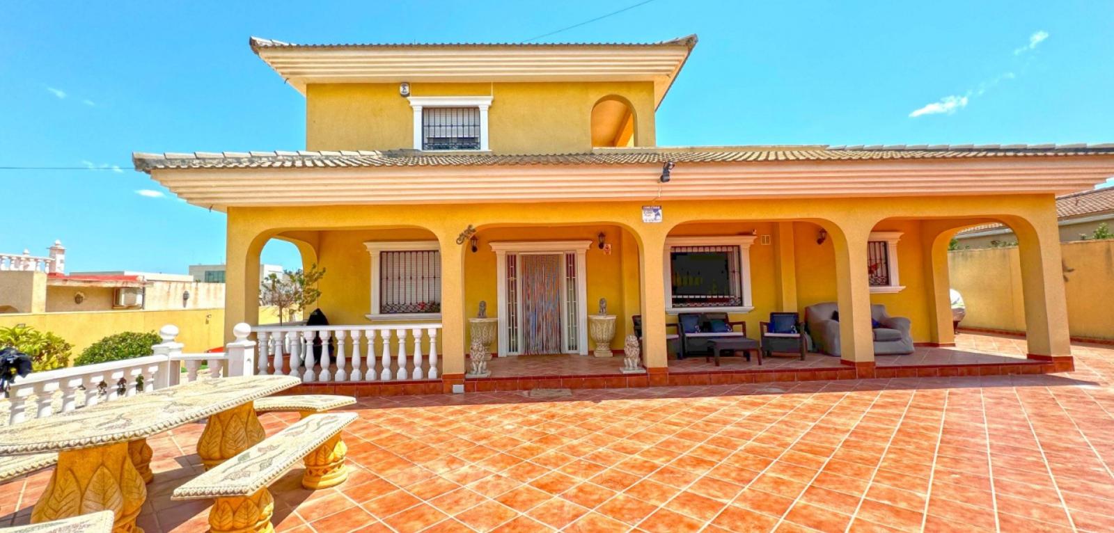Villa en Venta en Torrevieja