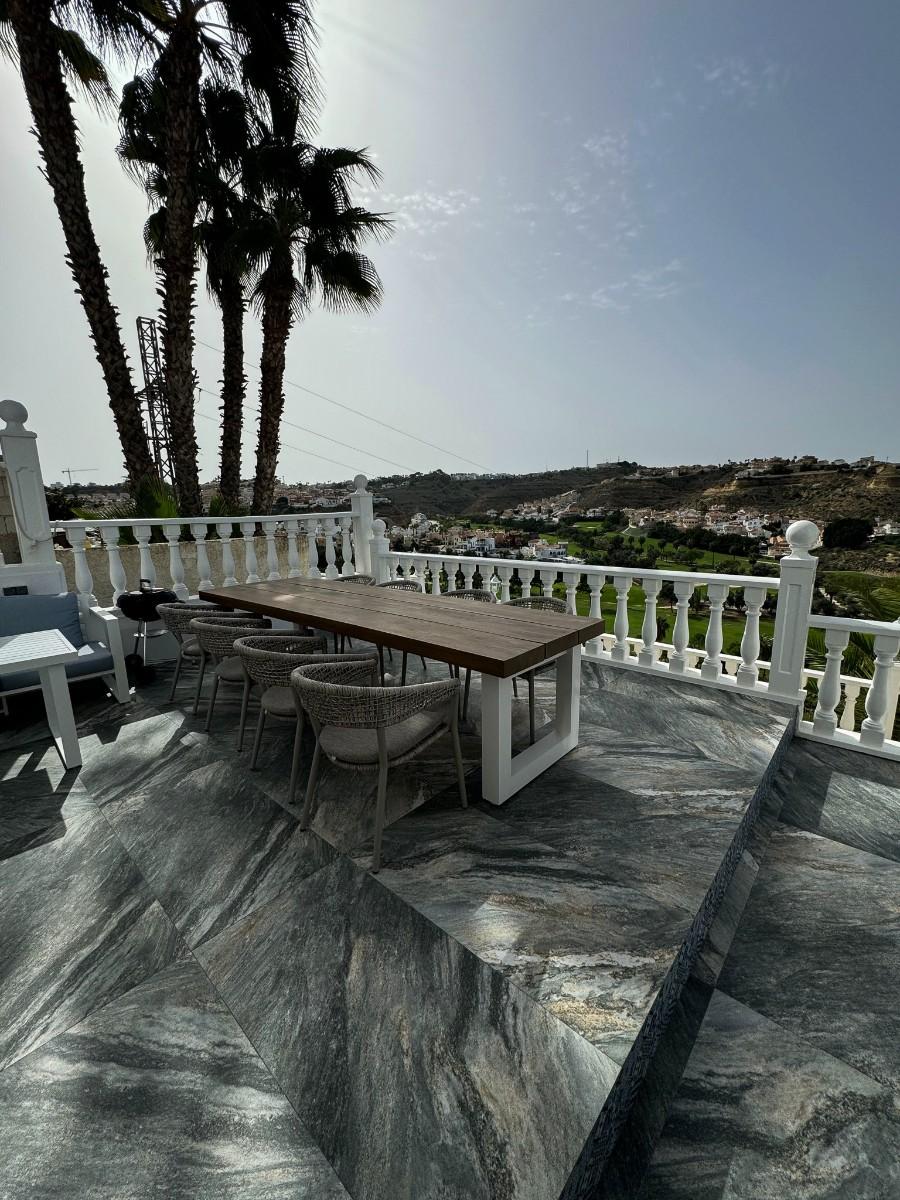 Villa en Venta en Rojales