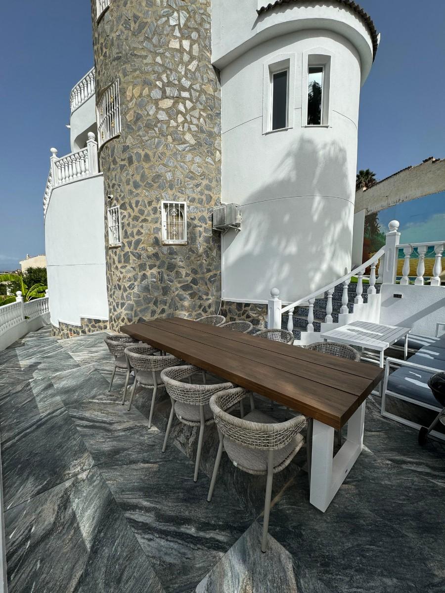Villa en Venta en Rojales