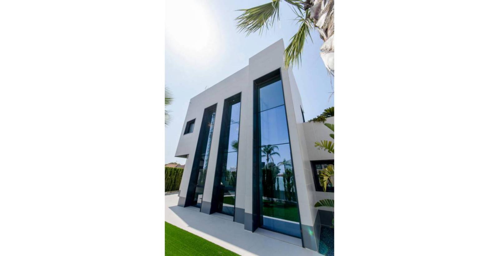 Villa en Venta en Orihuela