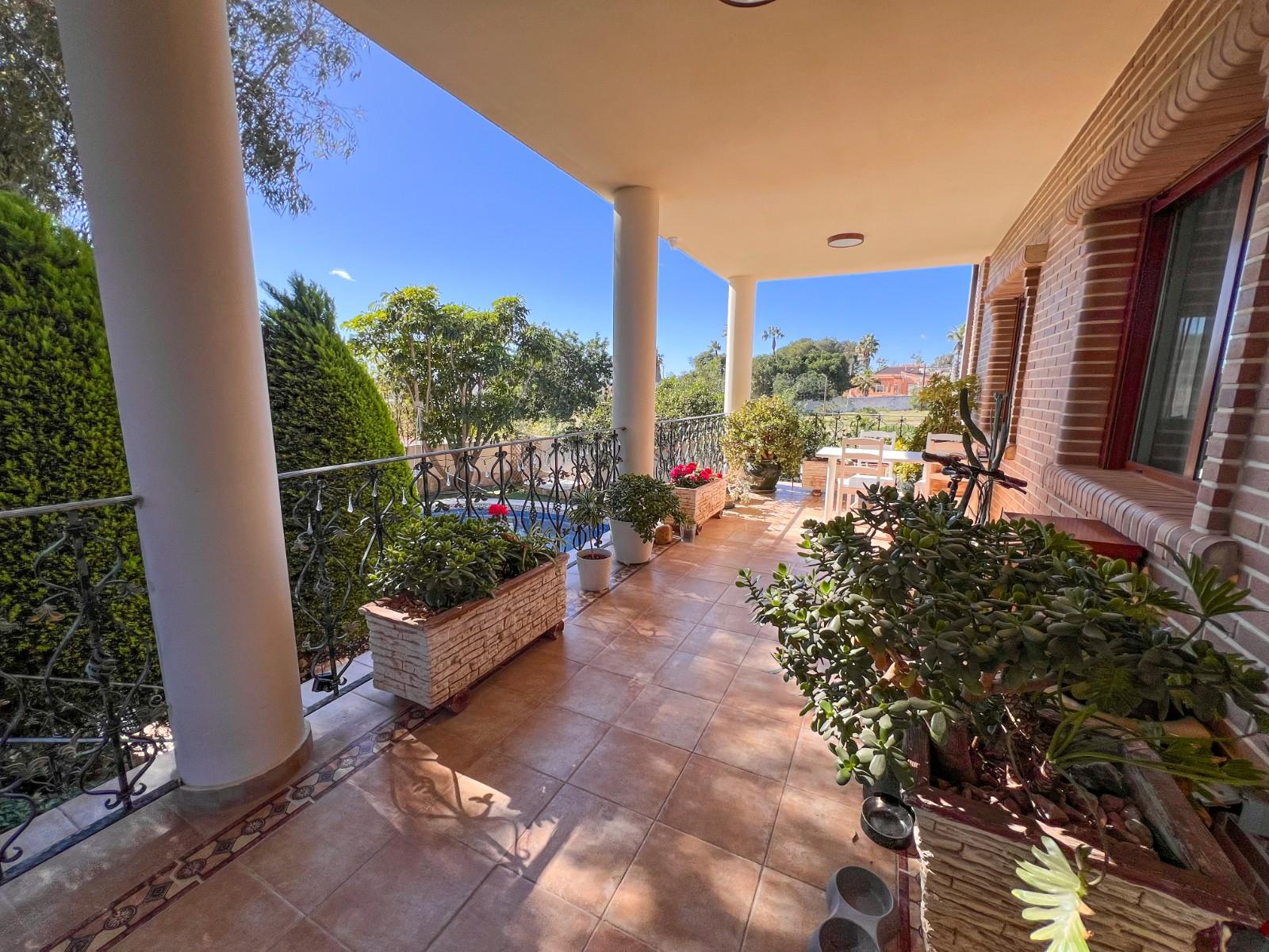Villa en Venta en Rojales